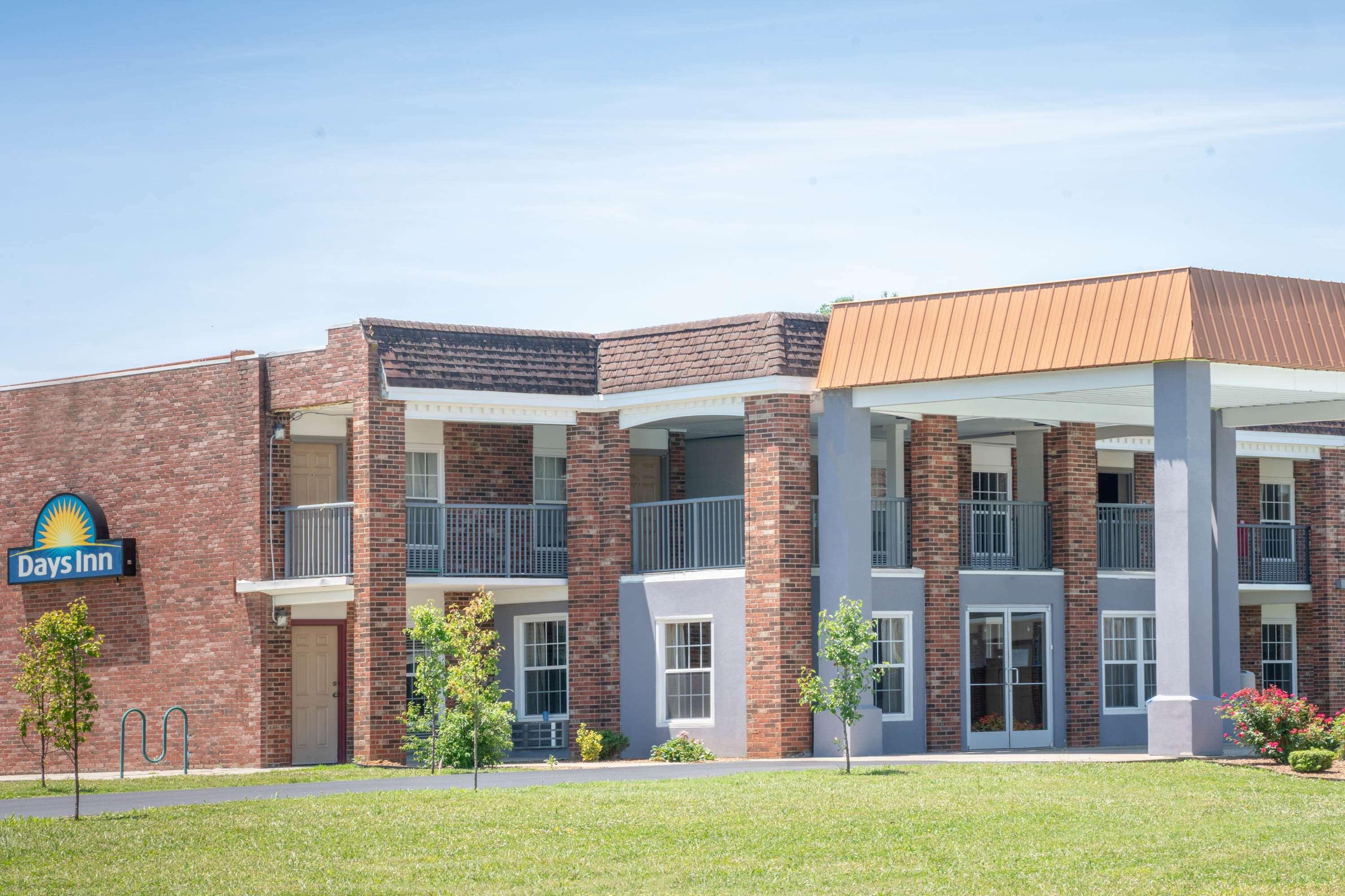Days Inn By Wyndham Cave City Exterior foto