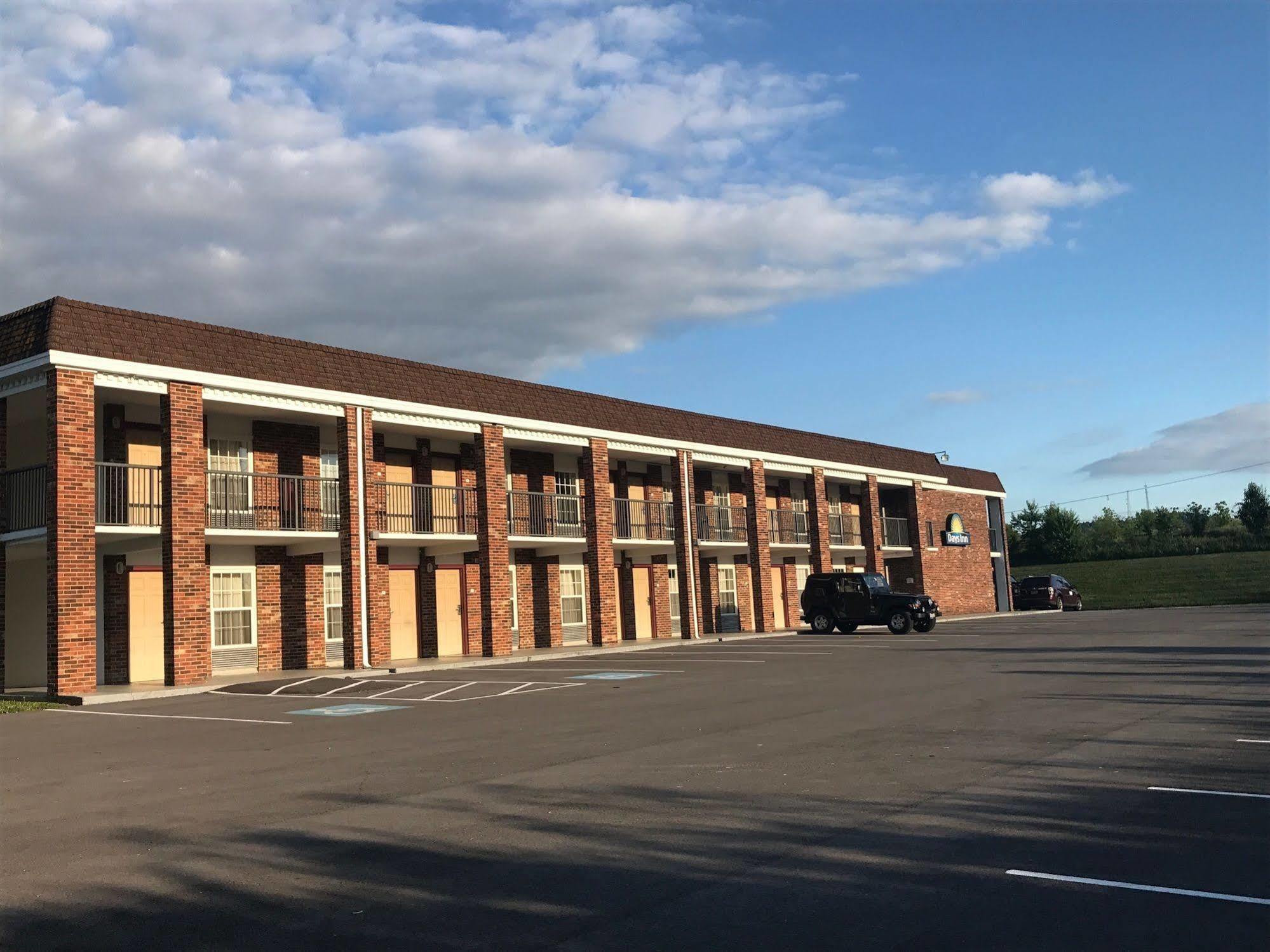 Days Inn By Wyndham Cave City Exterior foto