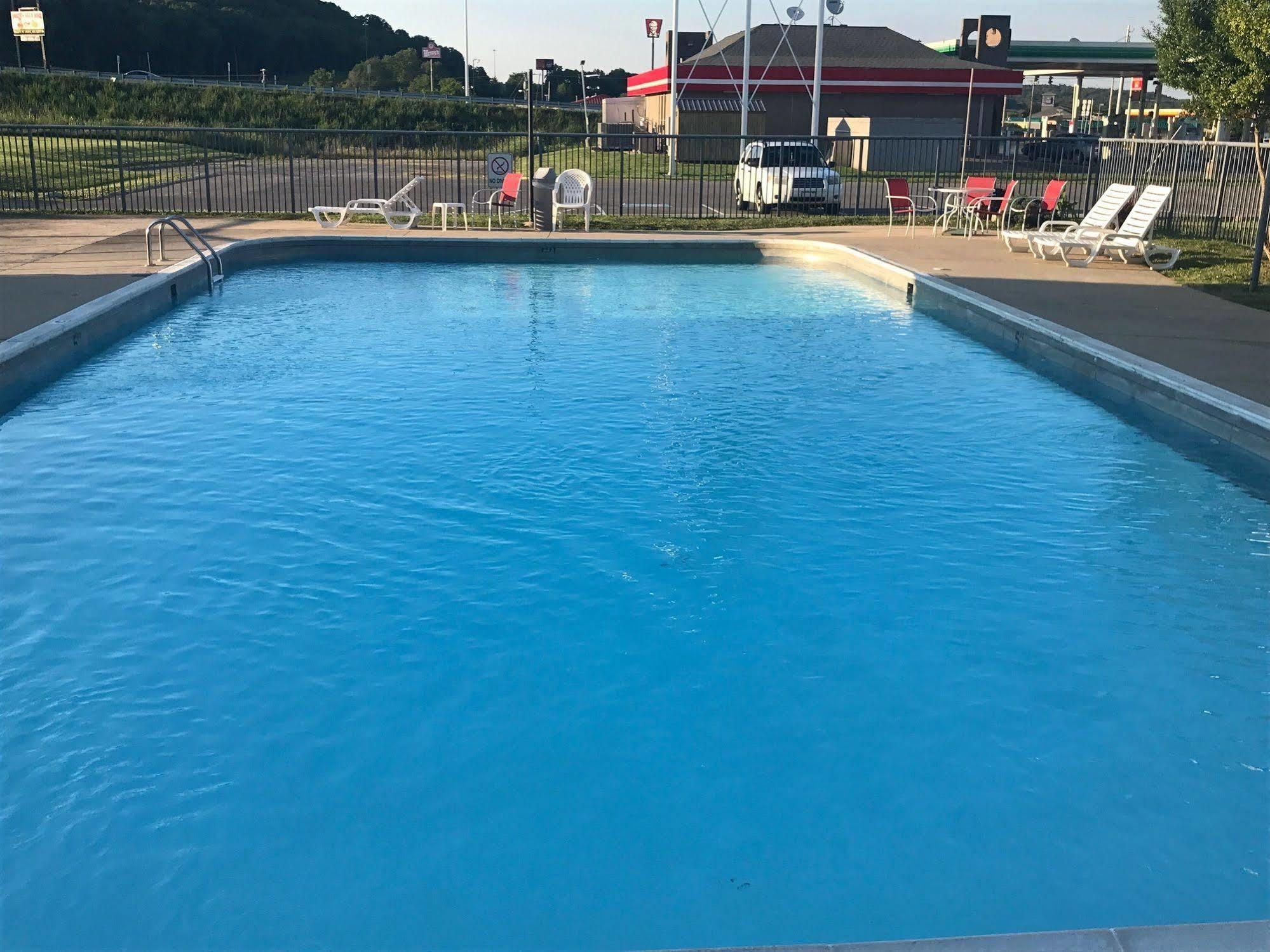 Days Inn By Wyndham Cave City Exterior foto