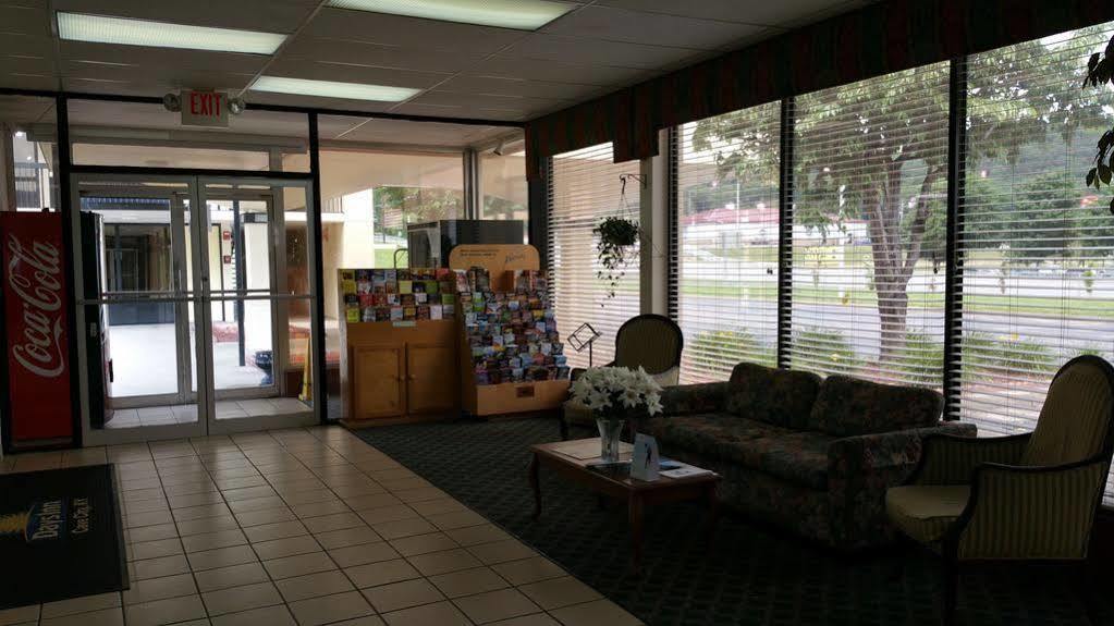 Days Inn By Wyndham Cave City Exterior foto